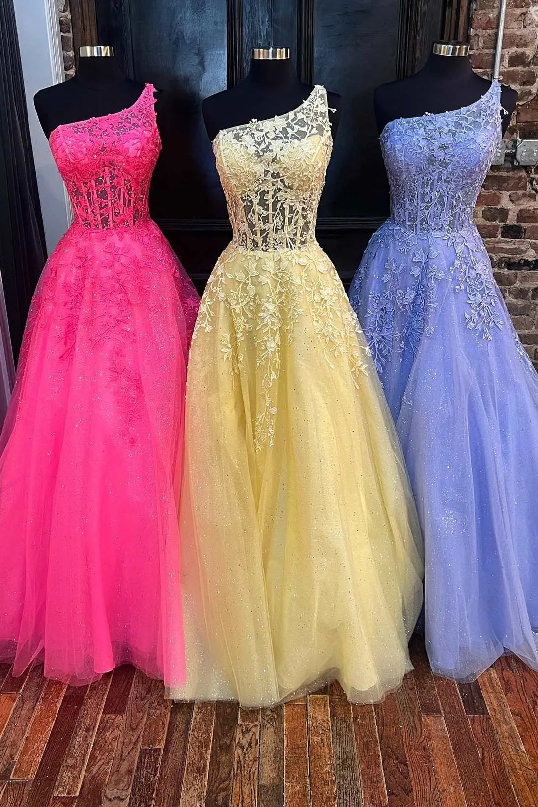 A-Line One-Shoulder Lace Prom Dresses 2025 Floral Appliques Formal Dress