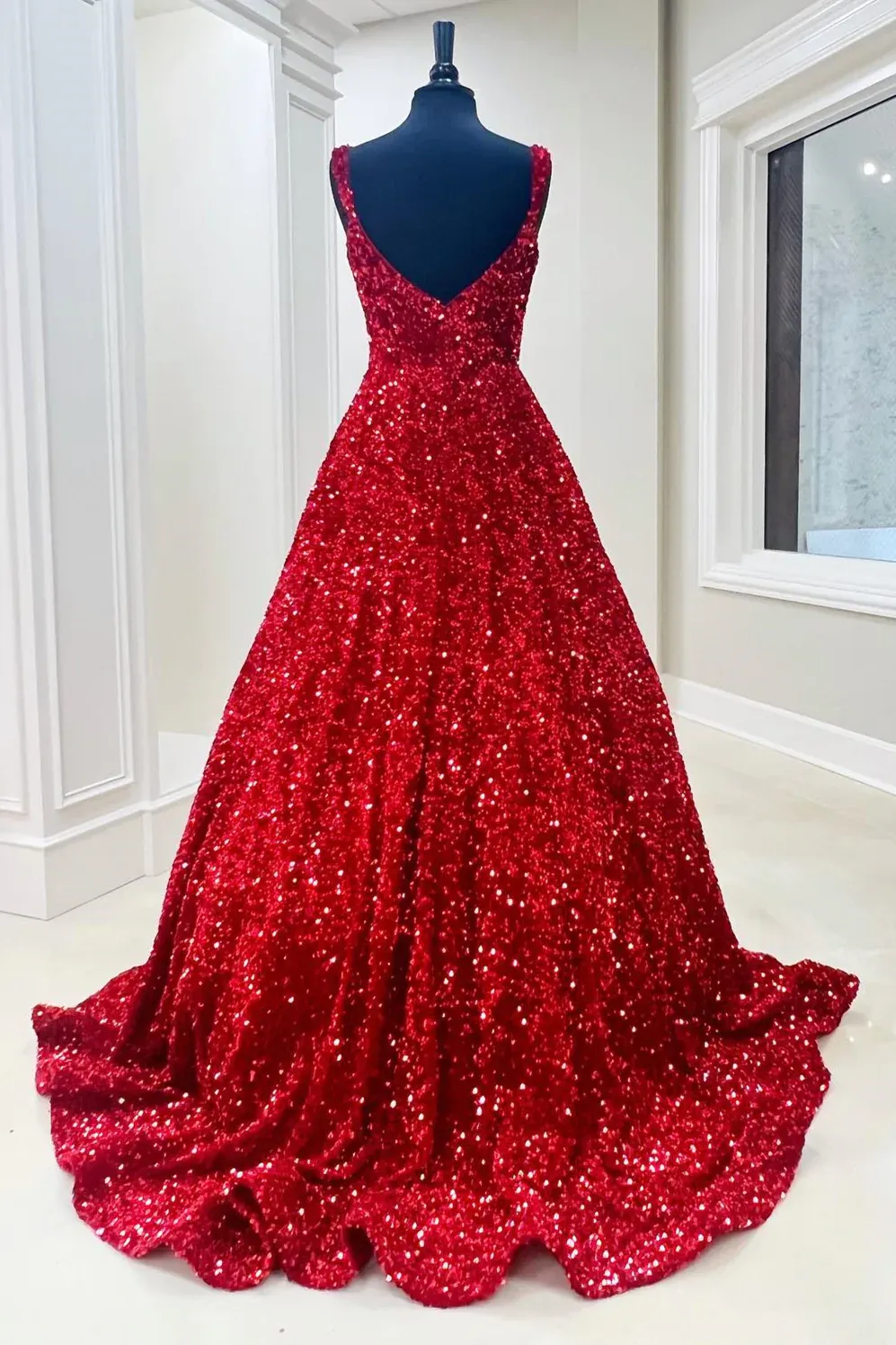 A-Line Red Sequin Quince Dresses Square Neck Backless Long Prom Dresses