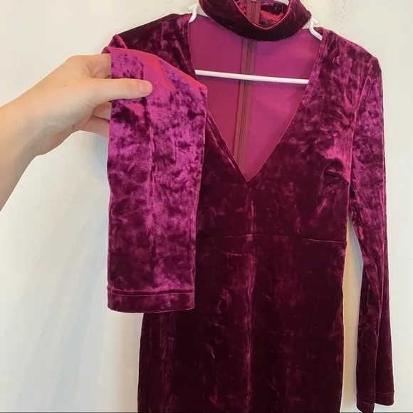 BARDOT burgundy velvet choker mini dress