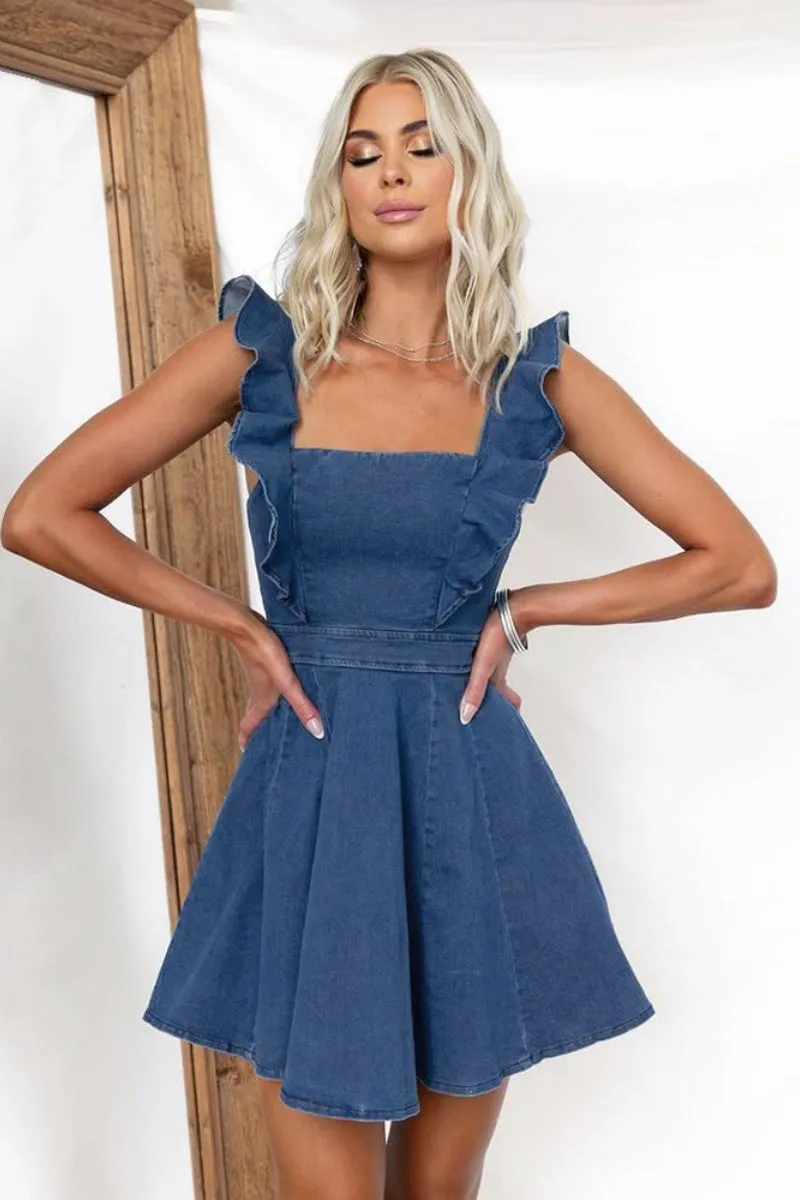 Chouyatou Denim Dress for Women Ruffle Adjustable Strap Sleeveless Backless Babydoll Mini Jean Dresses