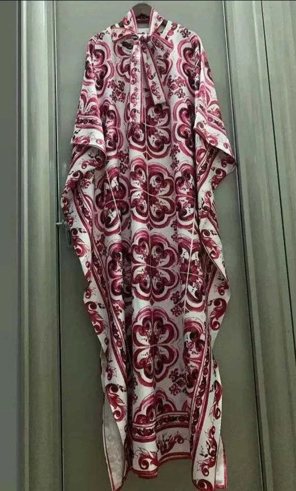 Elegant Tie Belt Bat Sleeve Loose Dress