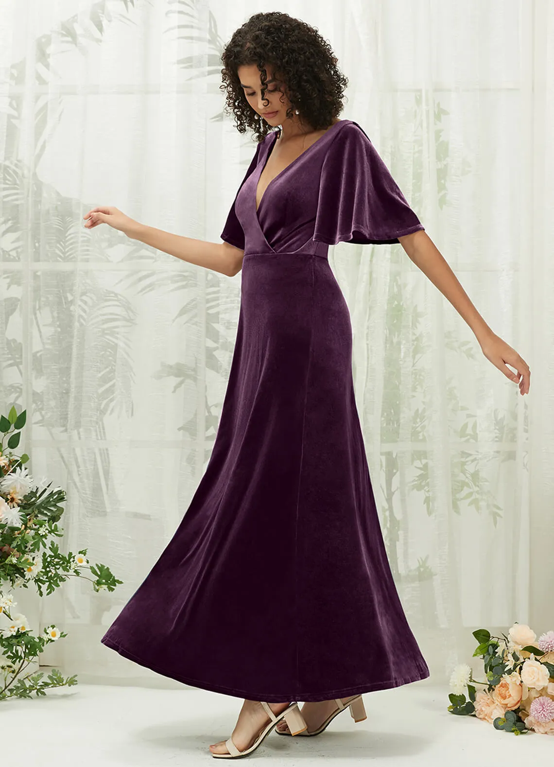 [Final Sale] Plum Velvet Short Sleeve Floor Length Bridesmaid Dresses