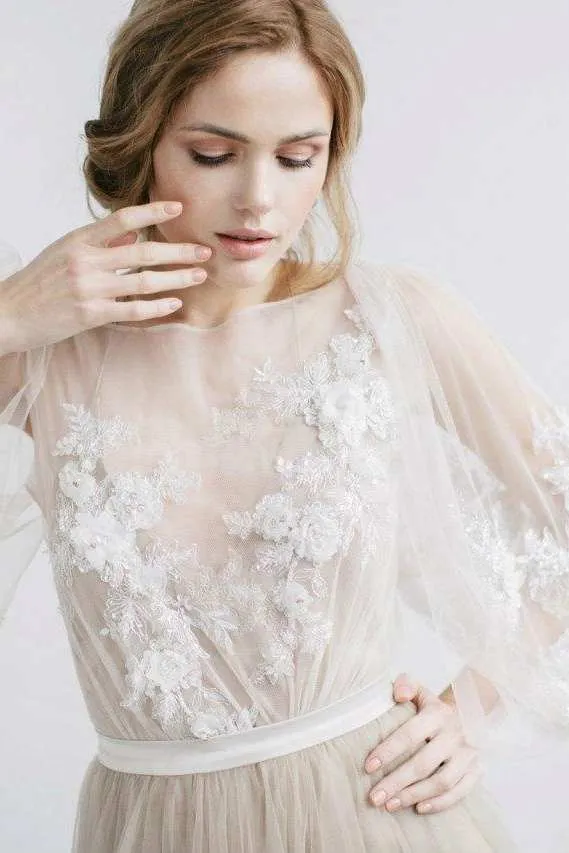 Flowy Illusion Tulle Pleated Dress With Floral Appliques And Deep-V Back-715161