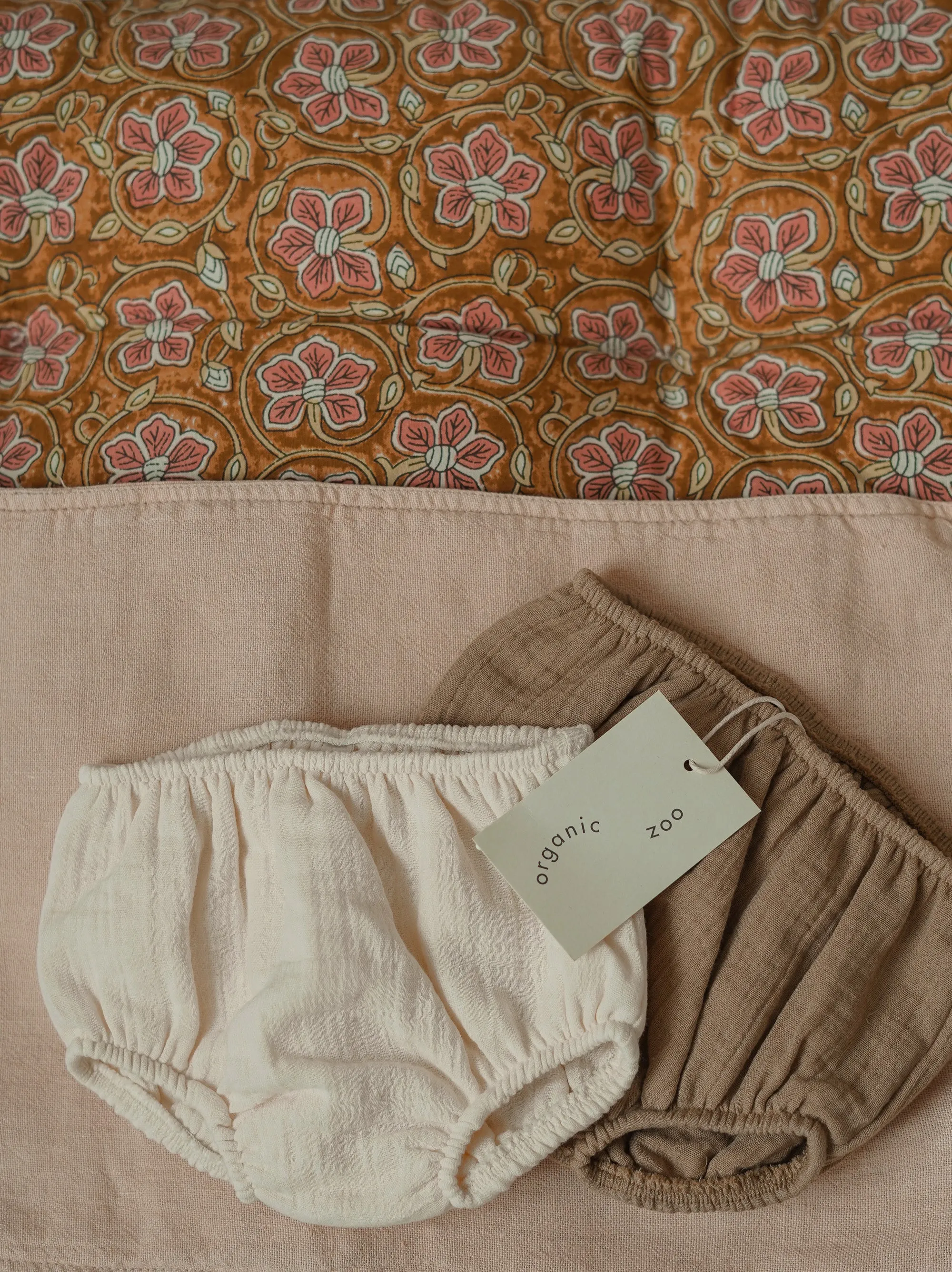Gold Shortie