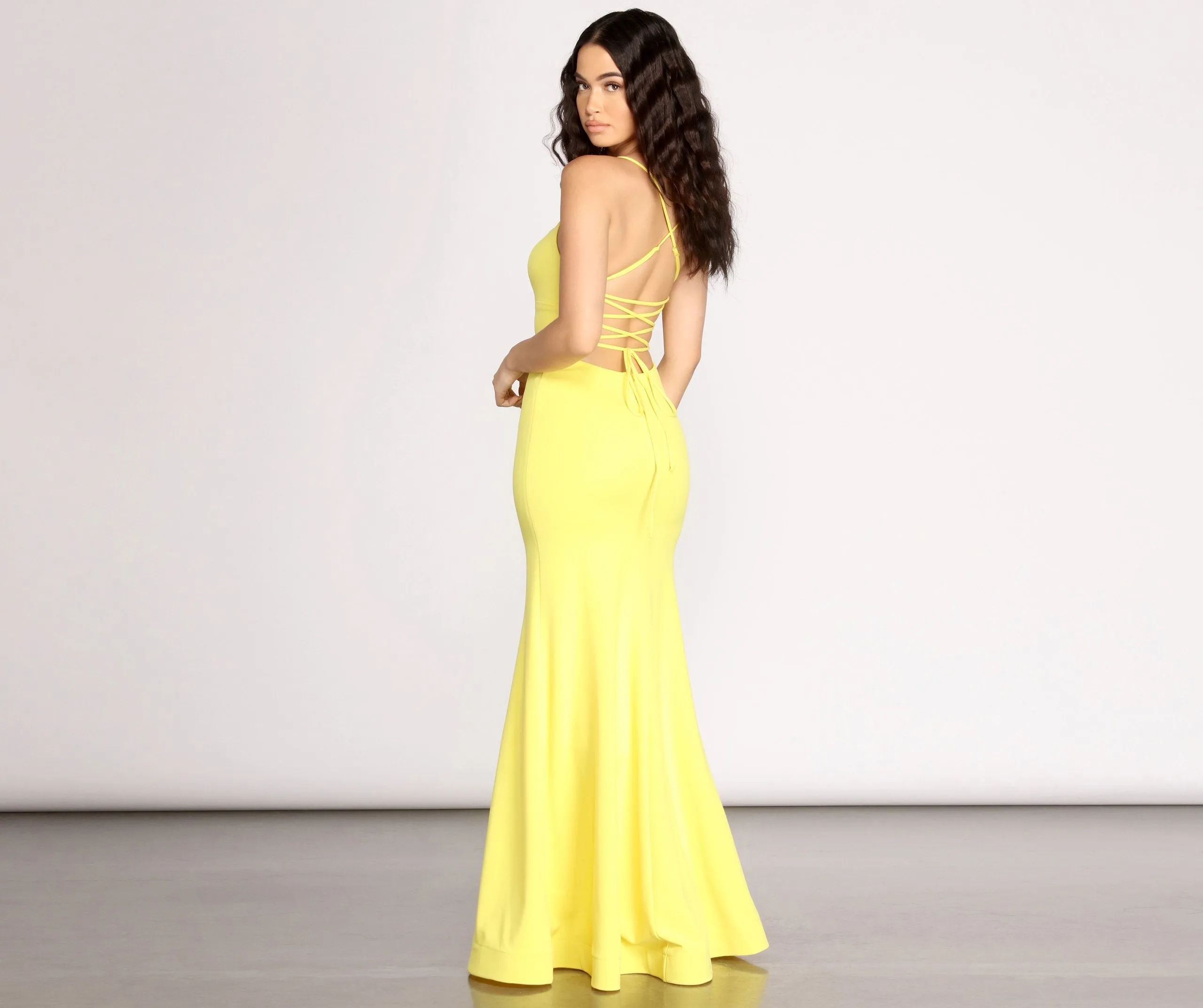 Iva Crepe Lace Charming Up Back Mermaid Dress