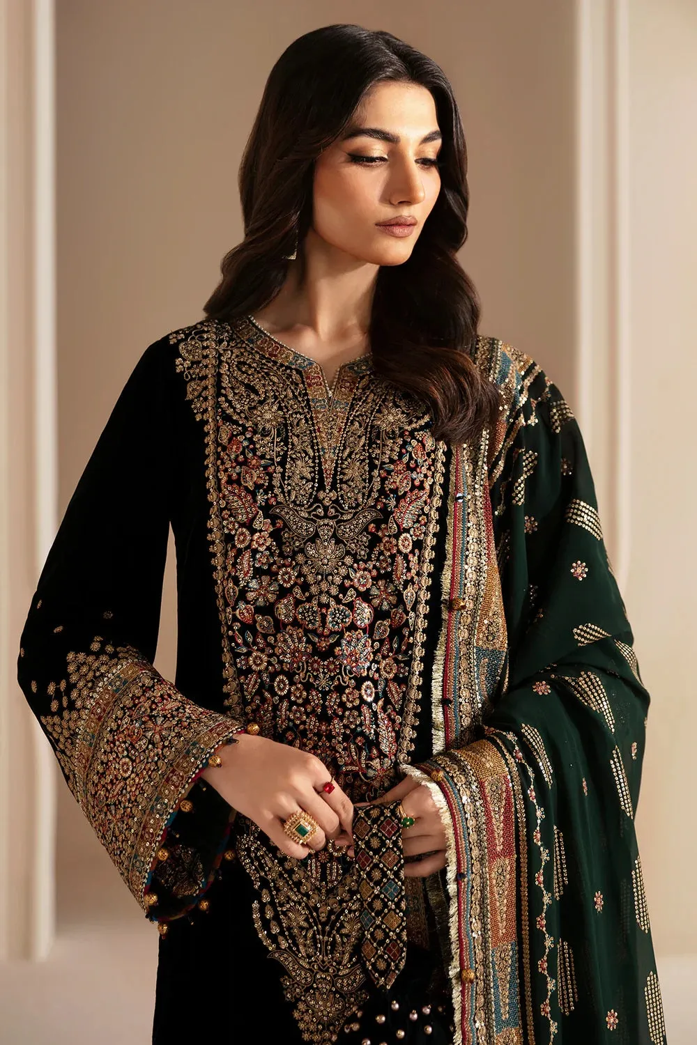 Jazmine Embroidered Micro Velvet Formal VF-2025 Luxury Collection