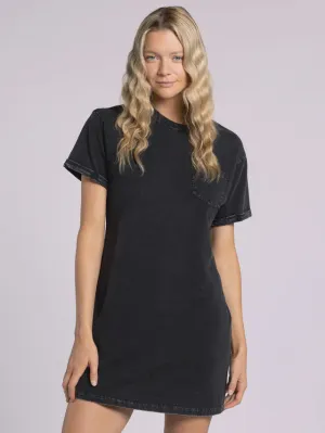 KICK BACK DRESS