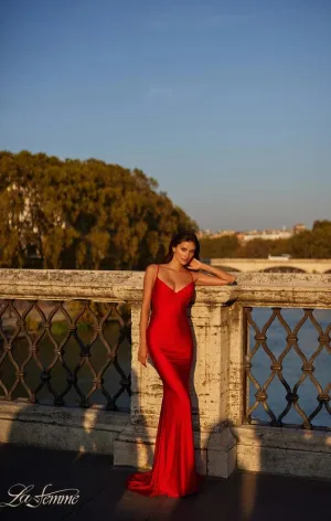 La Femme 31618 Dresses