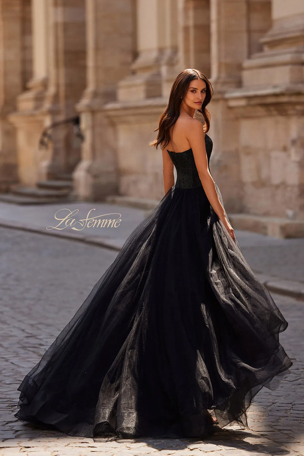 La Femme 32690 Dresses