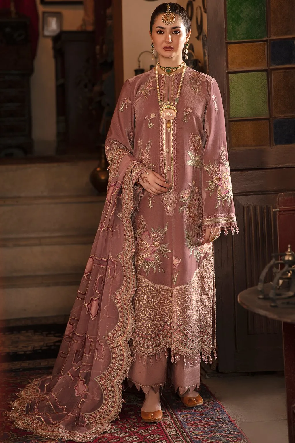 Latest Pakistani Salwar Kameez in Tea Pink Shade #PF304
