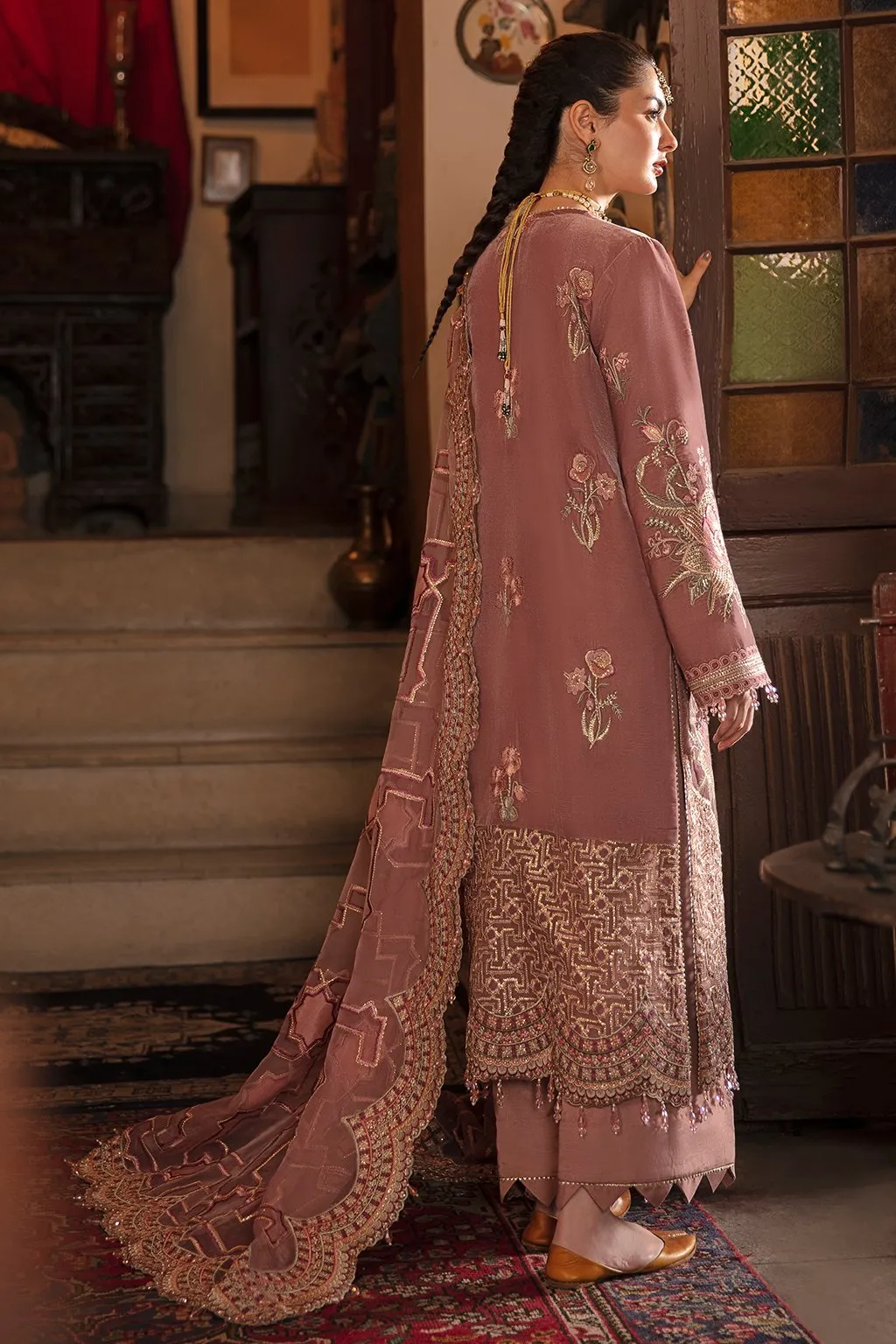 Latest Pakistani Salwar Kameez in Tea Pink Shade #PF304