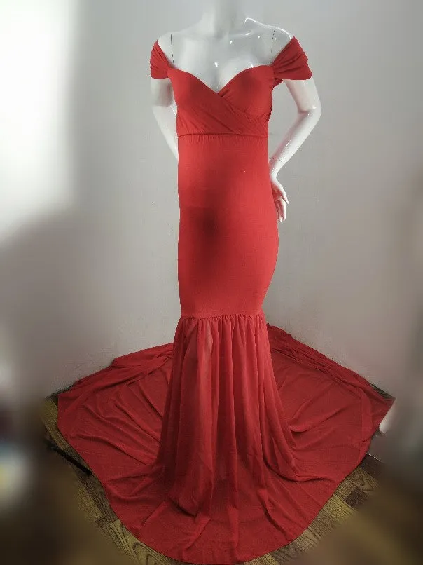 Long Maternity Photography for Photoshoot. Off Shoulder Pregnant Dress, Maxi Maternity Gown