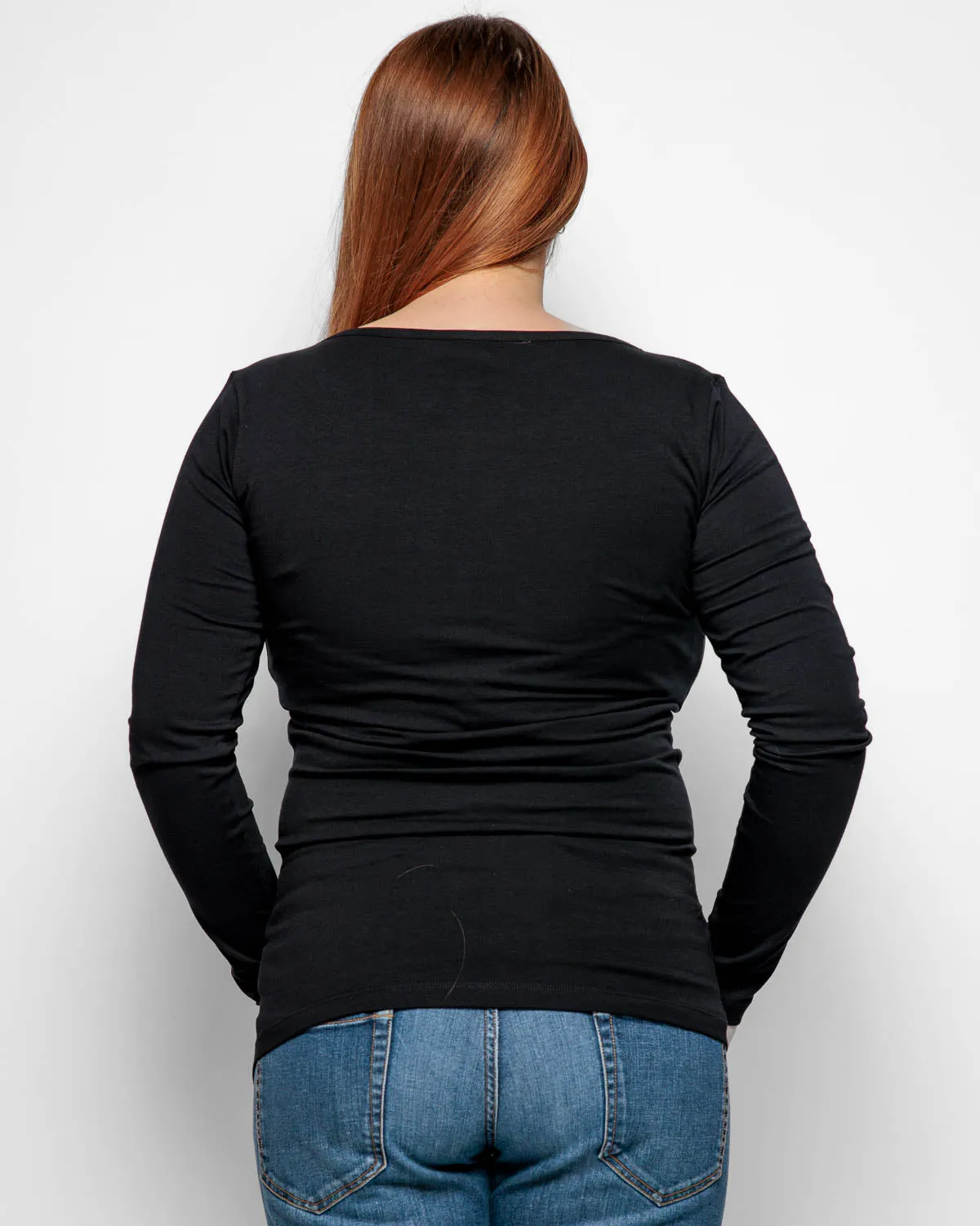 MATERNITY LONG SLEEVE TOP IN BLACK