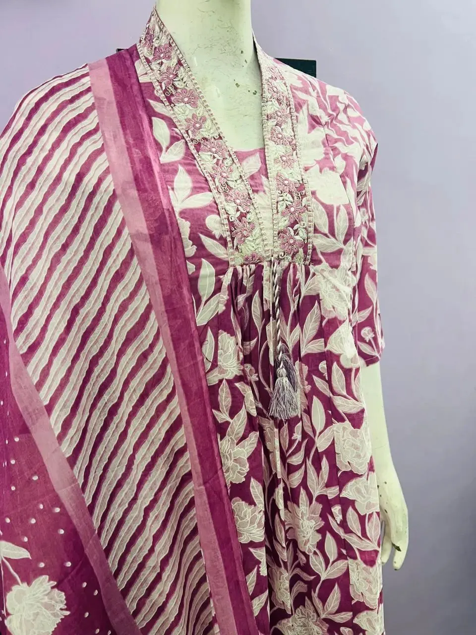 MUMZHUG PRINTED COTTON EMBROIDERED KURTA PANT AND DUPATTA SET FOR FEEDING AND MATERNITY PURPOSE