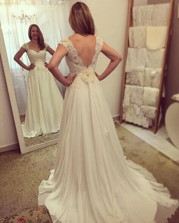 New Bohemian Wedding Dresses Sheer Lace Cap Sleeve Sweetheart Chiffon Beach Bridal Dress Flowers