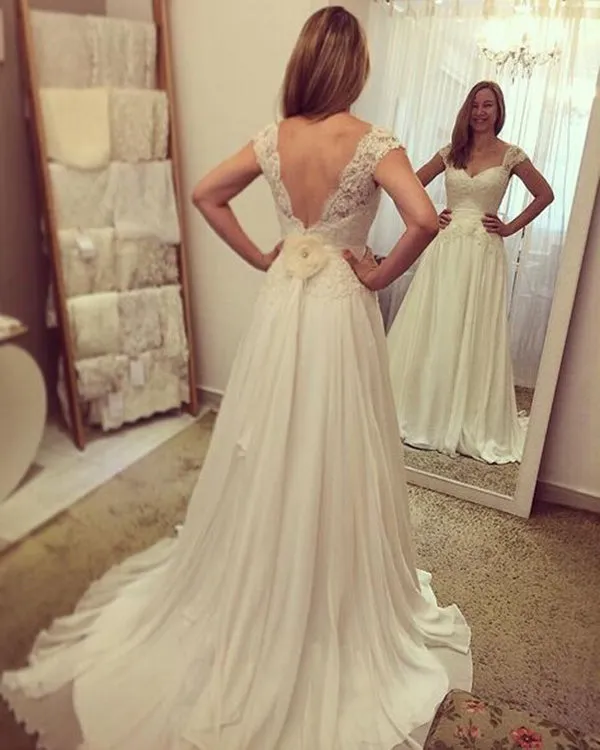 New Bohemian Wedding Dresses Sheer Lace Cap Sleeve Sweetheart Chiffon Beach Bridal Dress Flowers