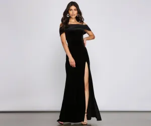 Olivia Formal Velvet Charming Off-The-Shoulder Maxi Dress