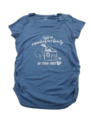 "WE'RE EXPANDING OUR FAMILY BY 2 FEET" top size medium