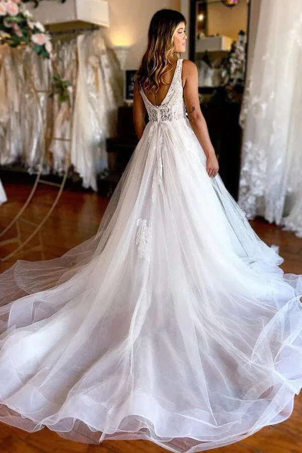 Roycebridal Elegant Tulle A-line V-neck Beach Wedding Dresses With Lace Appliques, MW910