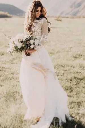 Roycebridal Rustic Long Sleeve Weding Dresses Lace Appliqued Ivory Beach Wedding Dress,MW315