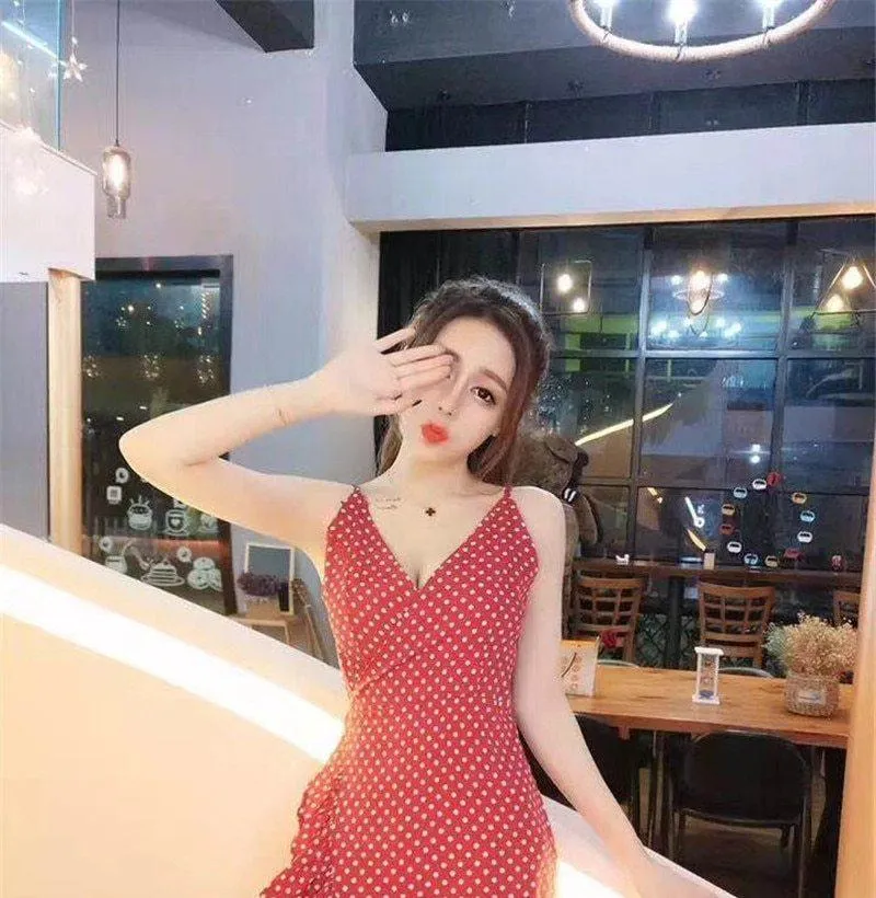 Ruffled V-collar Sleeveless Sling Dress