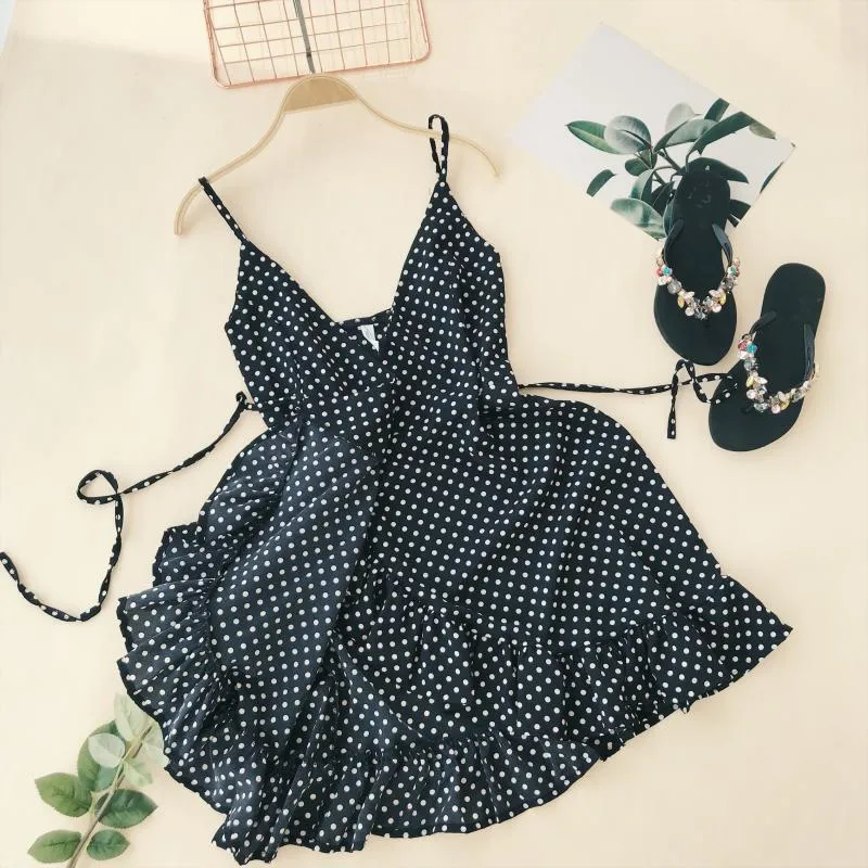 Ruffled V-collar Sleeveless Sling Dress