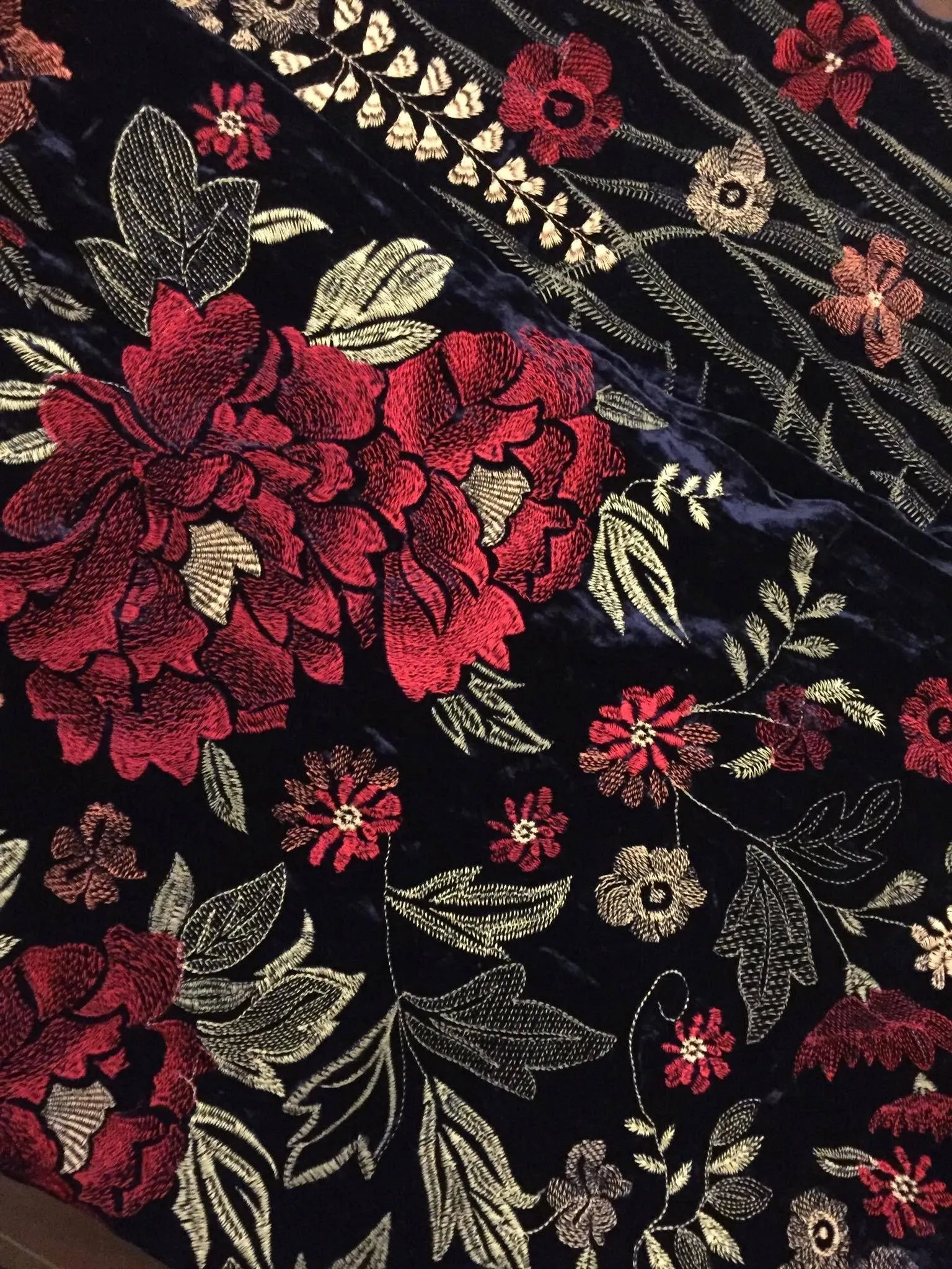 Sarinnah Premium 01- Embroided Fine quality Velvet shawl.
