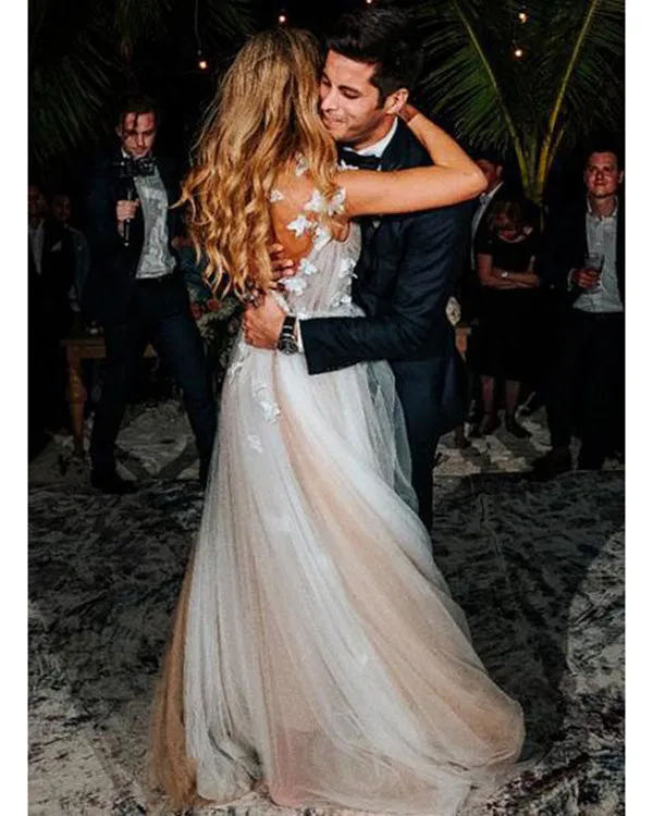 Sexy Backless Tulle Wedding Dress with Butterflies A-line Bridal Wedding Gowns Real Photos