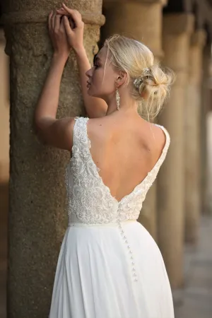 Wedding Dresses “Linda”