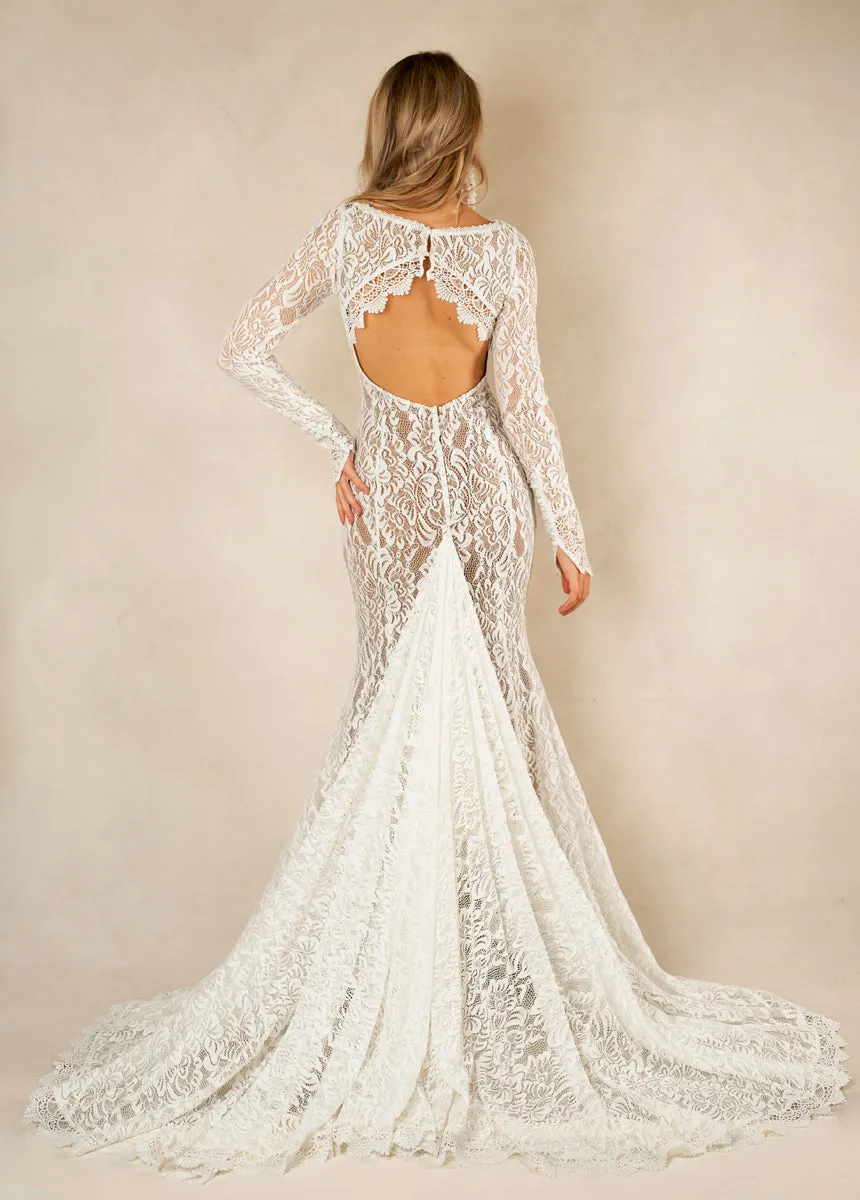 Yasmin Bridal Gown in Lily