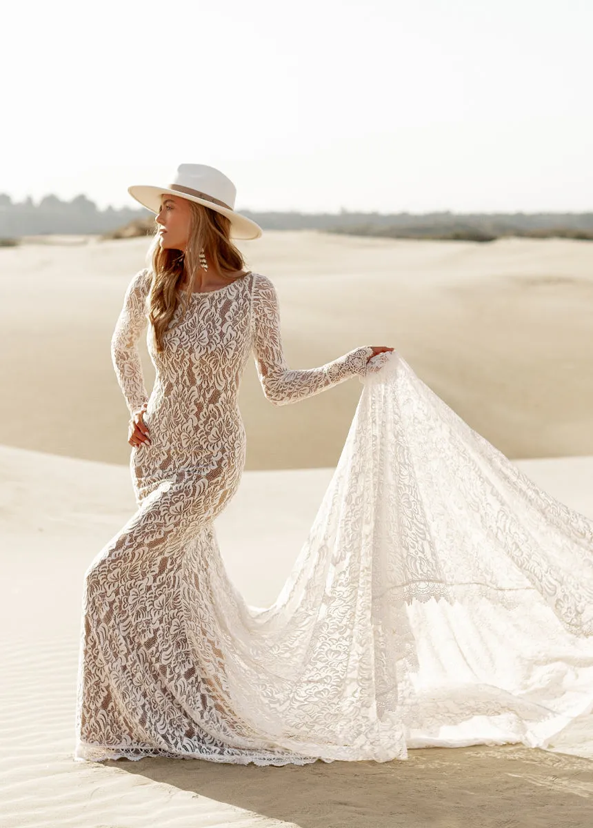 Yasmin Bridal Gown in Lily
